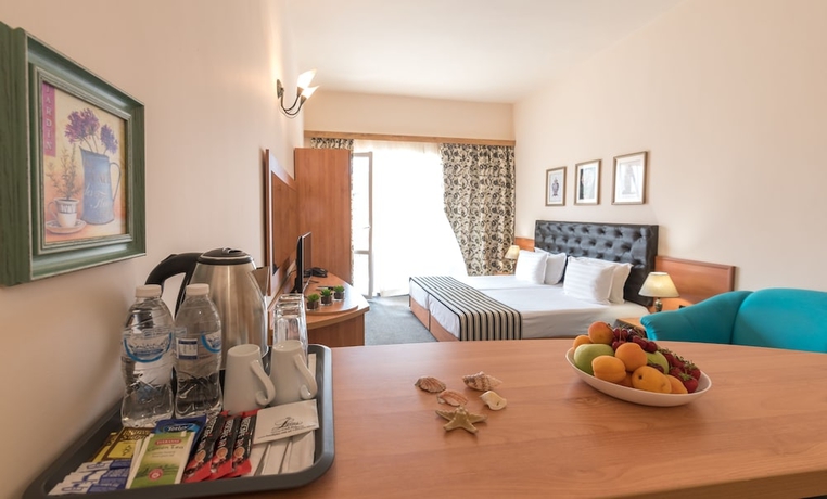 Imagen de la habitación del Hotel Hotel Lotus. Foto 2
