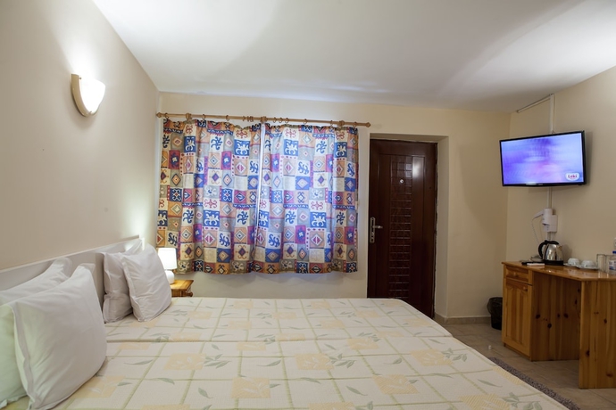 Imagen de la habitación del Hotel Hotel Lotus. Foto 6