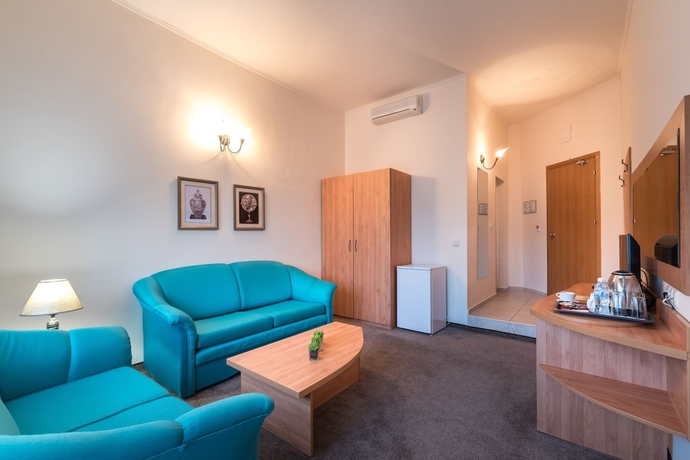 Imagen de la habitación del Hotel Hotel Lotus. Foto 12