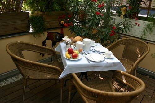 Imagen general del Hotel Hotel L&ouml;hndorf. Foto 4