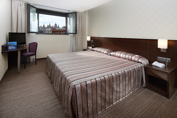Imagen general del Hotel Hotel Lugano. Foto 1