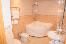 Imagen general del Hotel Hotel Luki-service. Foto 3