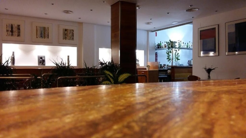 Imagen de los interiores del Hotel Hotel Mar Azul. Foto 17