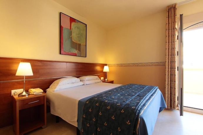 Imagen de la habitación del Hotel Hotel Mar Azul. Foto 14