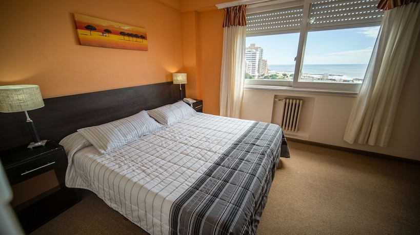 Imagen de la habitación del Hotel Hotel Mar del Plata. Foto 4