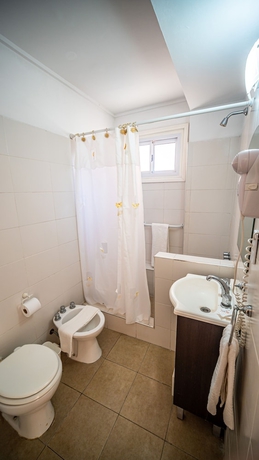 Imagen de la habitación del Hotel Hotel Mar del Plata. Foto 15