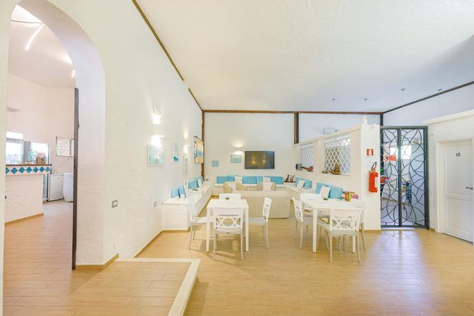 Imagen de los interiores del Hotel Hotel Mare Blue. Foto 20