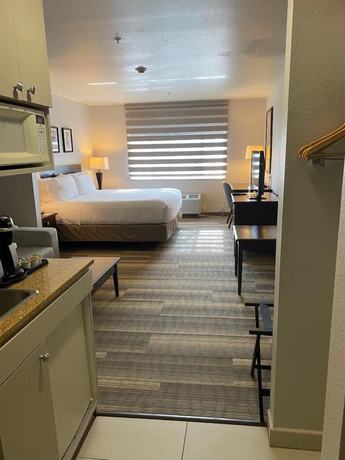 Imagen de la habitación del Hotel Hotel Marguerite Anaheim/Garden Grove, Trademark Collection. Foto 6
