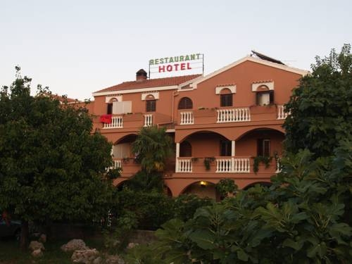 Imagen general del Hotel Hotel Marinko. Foto 3