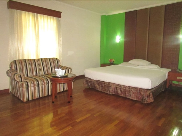 Imagen de la habitación del Hotel Hotel Mega Cikini. Foto 10