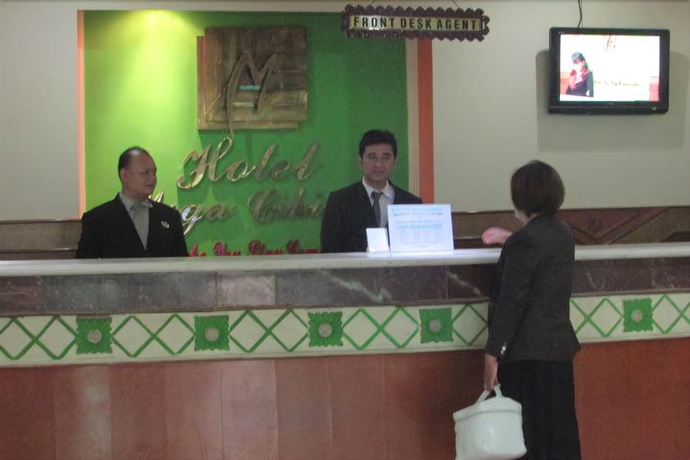Imagen de los interiores del Hotel Hotel Mega Cikini. Foto 17
