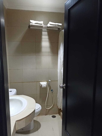 Imagen de la habitación del Hotel Hotel Mega Cikini. Foto 15