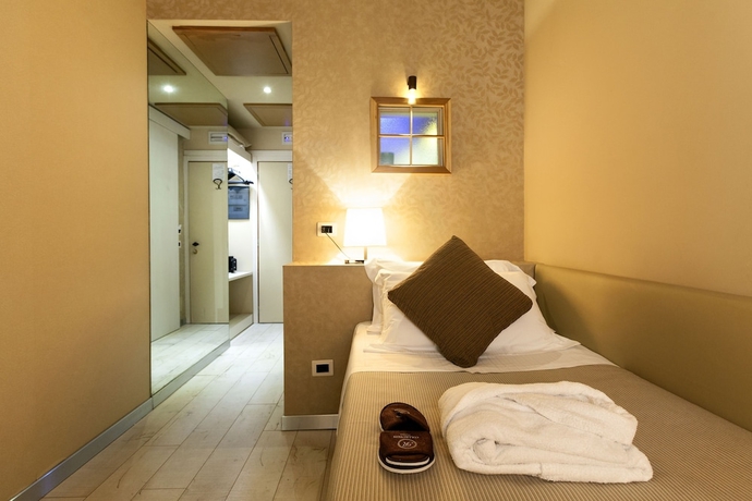 Imagen de la habitación del Hotel Hotel Mentana - By R Collection Hotels. Foto 9