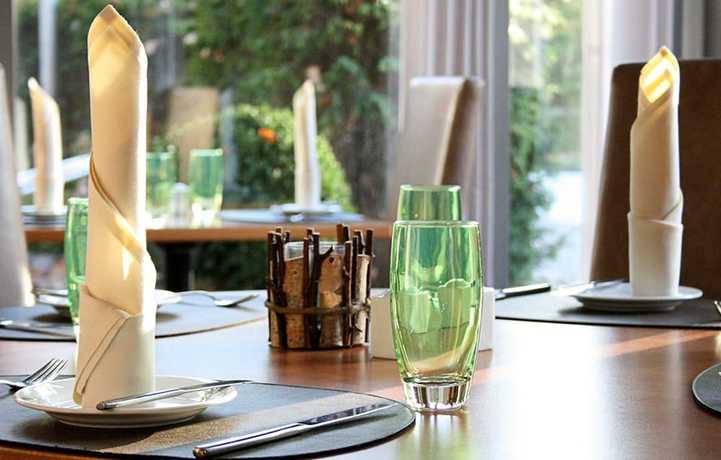 Imagen del bar/restaurante del Hotel Hotel Mercator Itzehoe-Klosterforst. Foto 2