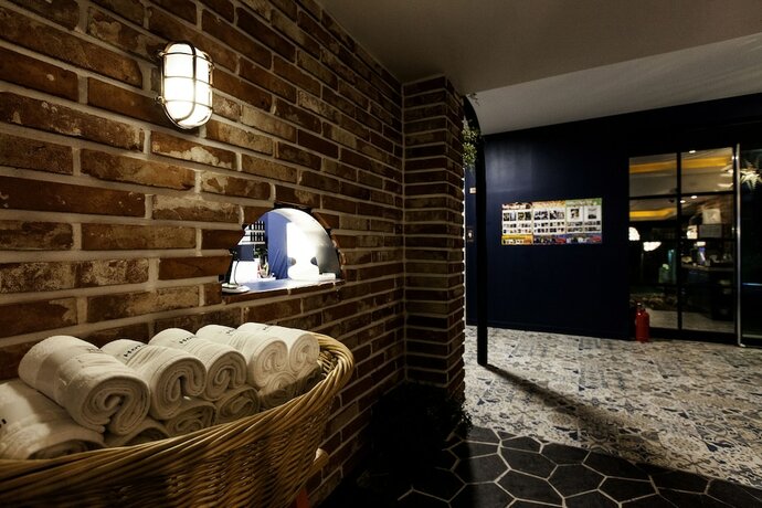 Imagen general del Hotel Hotel Merci. Foto 4