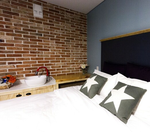 Imagen general del Hotel Hotel Merci. Foto 12