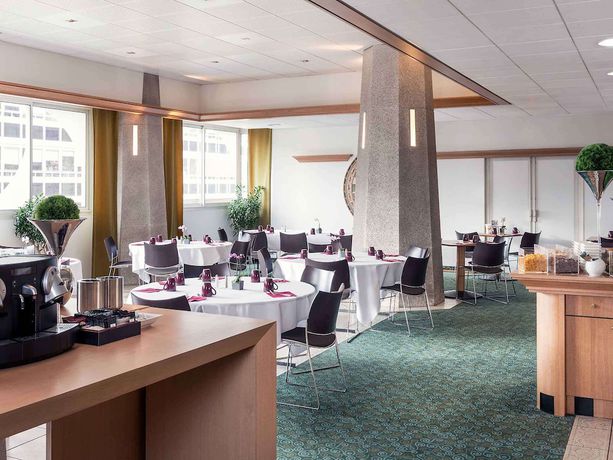 Imagen del bar/restaurante del Hotel Hotel Mercure Rennes Centro Estación. Foto 2