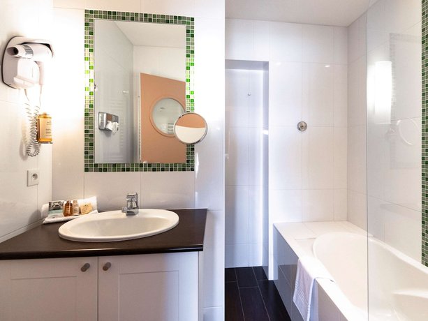 Imagen de la habitación del Hotel Hotel Mercure Roscoff Bord de Mer. Foto 5