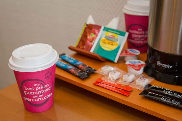 Imagen de la habitación del Hotel Hotel Mercure Thalassa Port Fréjus. Foto 11