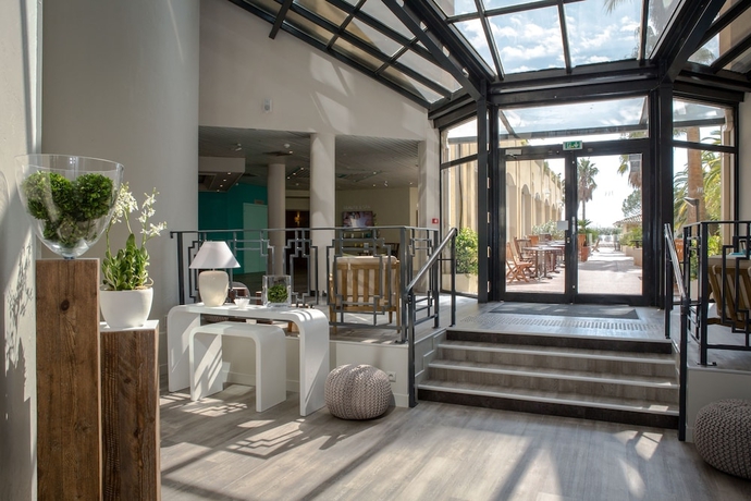 Imagen de los interiores del Hotel Hotel Mercure Thalassa Port Fréjus. Foto 14