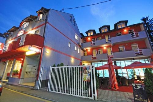 Imagen general del Hotel Hotel Millennium. Foto 1