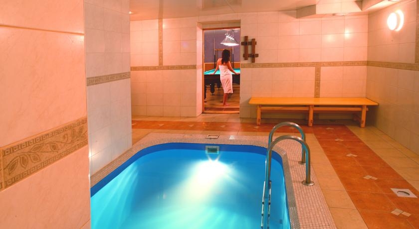 Imagen de la piscina del Hotel Hotel Miloslavskiy. Foto 8