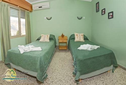 Imagen de la habitación del Hotel Hotel Mirador de las Sierras. Foto 42