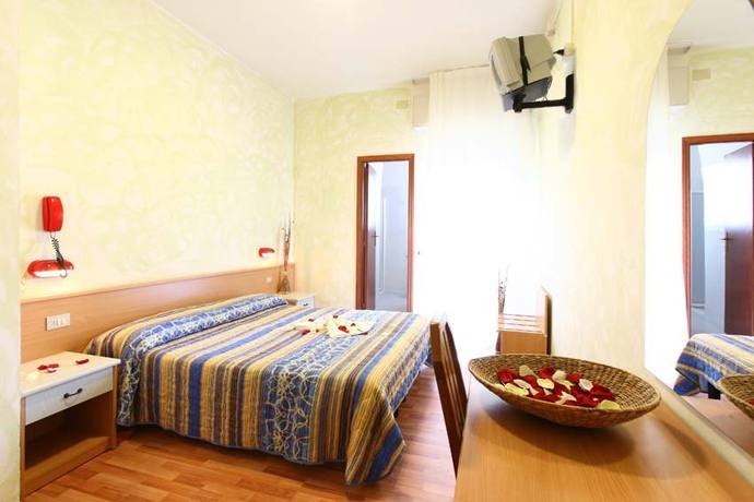 Imagen de los interiores del Hotel Hotel Miramare Inn. Foto 4