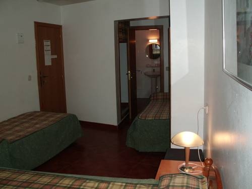 Imagen de la habitación del Hotel Hotel Mirtil. Foto 36