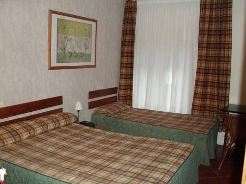 Imagen general del Hotel Hotel Mirtil. Foto 13