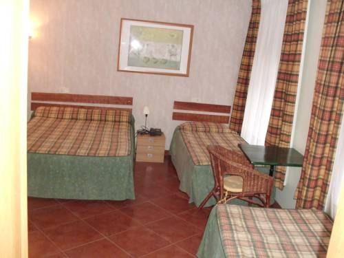 Imagen general del Hotel Hotel Mirtil. Foto 30