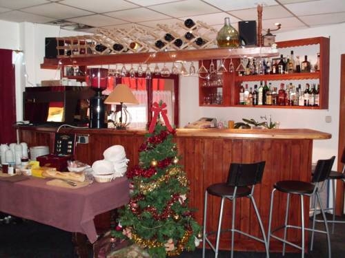 Imagen general del Hotel Hotel Mirtil. Foto 34