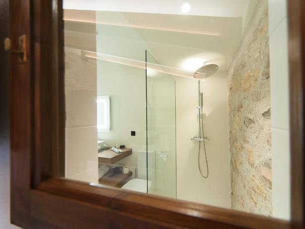 Imagen de la habitación del Hotel Hotel Mol&iacute; de l'Escala. Foto 17