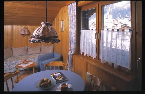 Imagen de la habitación del Hotel Hotel Monika. Foto 24