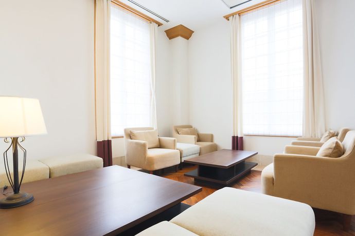 Imagen de los interiores del Hotel Hotel Monselaton. Foto 15