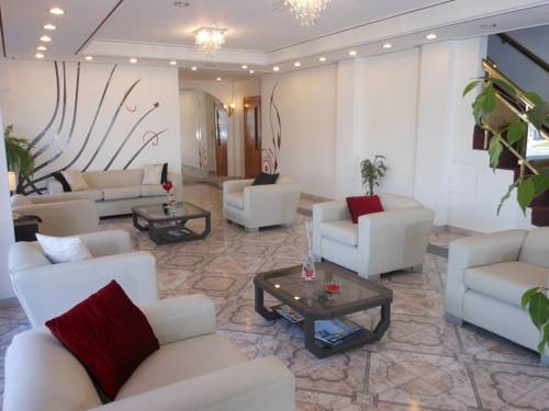 Imagen general del Hotel Hotel Montecarlo. Foto 9