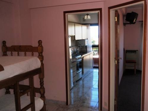 Imagen de la habitación del Hotel Hotel Montecarlo. Foto 38