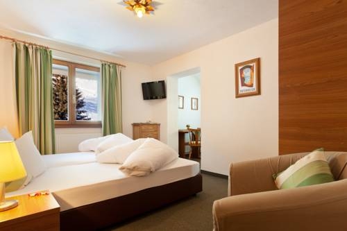 Imagen general del Hotel Hotel Montfort. Foto 11