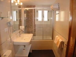 Imagen de la habitación del Hotel Hotel Navarro. Foto 3