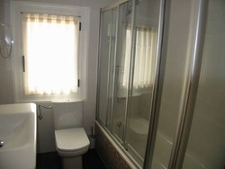 Imagen de la habitación del Hotel Hotel Navarro. Foto 6