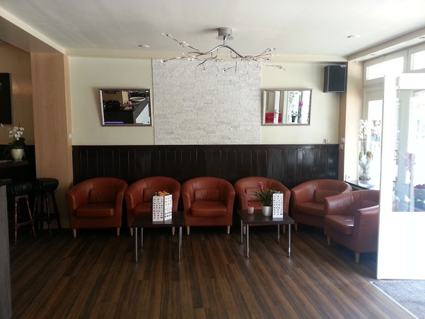 Imagen de los interiores del Hotel Hotel Neerlandia. Foto 17