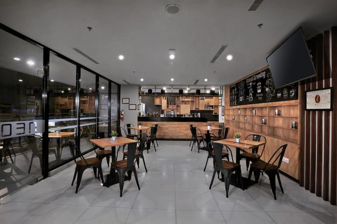 Imagen del bar/restaurante del Hotel Hotel Neo Gajah Mada Pontianak by ASTON. Foto 5