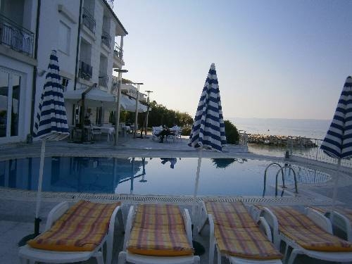 Imagen general del Hotel Hotel Neva. Foto 9