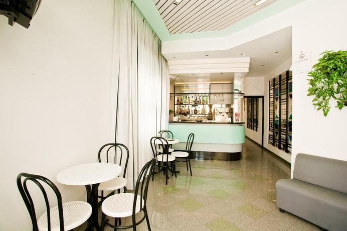 Imagen del bar/restaurante del Hotel Hotel Niagara. Foto 2