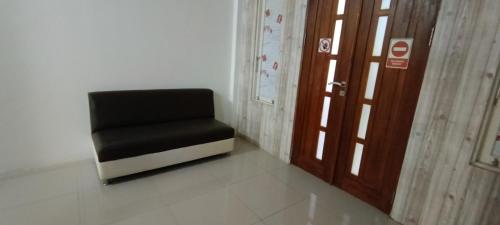 Imagen general del Hotel Hotel O Azeela Kost Syariah. Foto 10