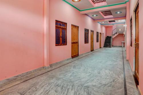 Imagen general del Hotel Hotel O Blue Moon. Foto 1