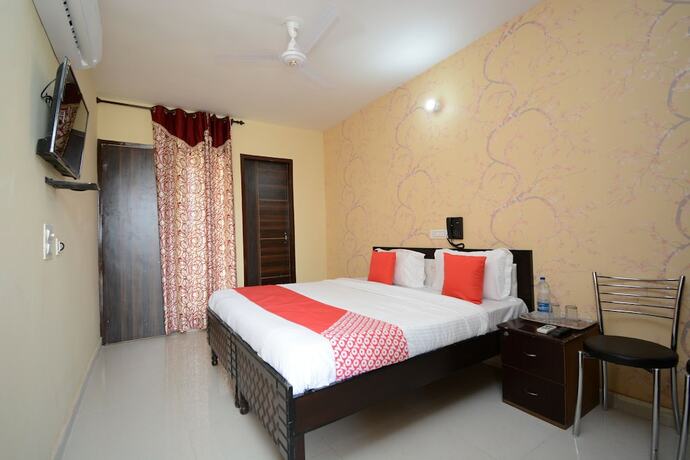 Imagen de la habitación del Hotel Hotel O Chandigarh. Foto 4