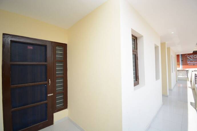 Imagen de los interiores del Hotel Hotel O Chandigarh. Foto 36