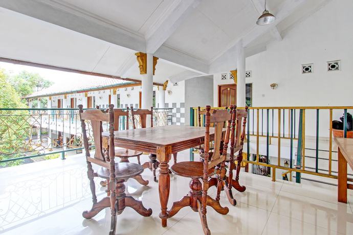 Imagen de los interiores del Hotel Hotel O Guest House Arundaya Syariah. Foto 12