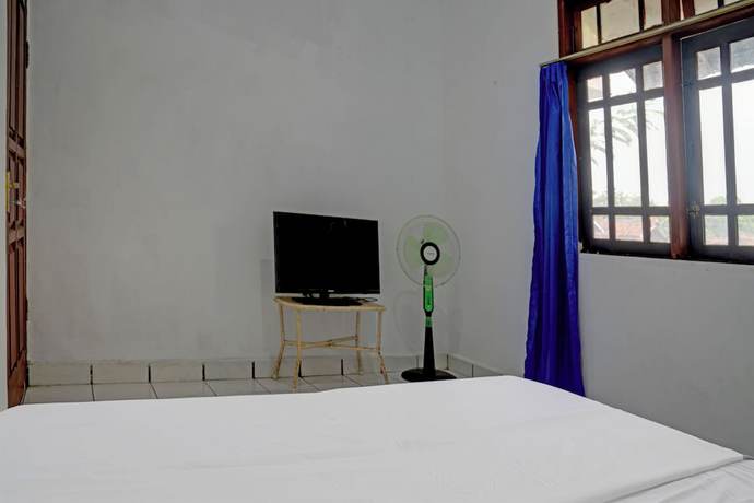 Imagen de la habitación del Hotel Hotel O Home Stay Syariah Aom Kusman. Foto 2